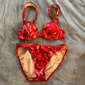 Shape FX floral two piece swimsuit